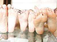 Maleka Twisted Toes Whitney Morgan