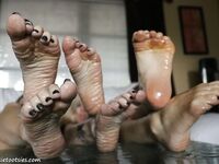 Maleka Twisted Toes Whitney Morgan