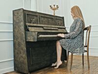 Pianos & Barefoot Girls