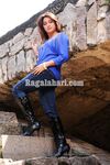 Farah Khan in sexy boots 1