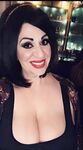Granny vee big mature tits