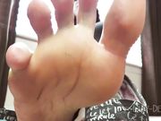 LADY DEE - Smell My Stinky Toms