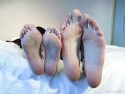 I Love Long Toes - Foot comparison