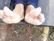 Long Toes 4K