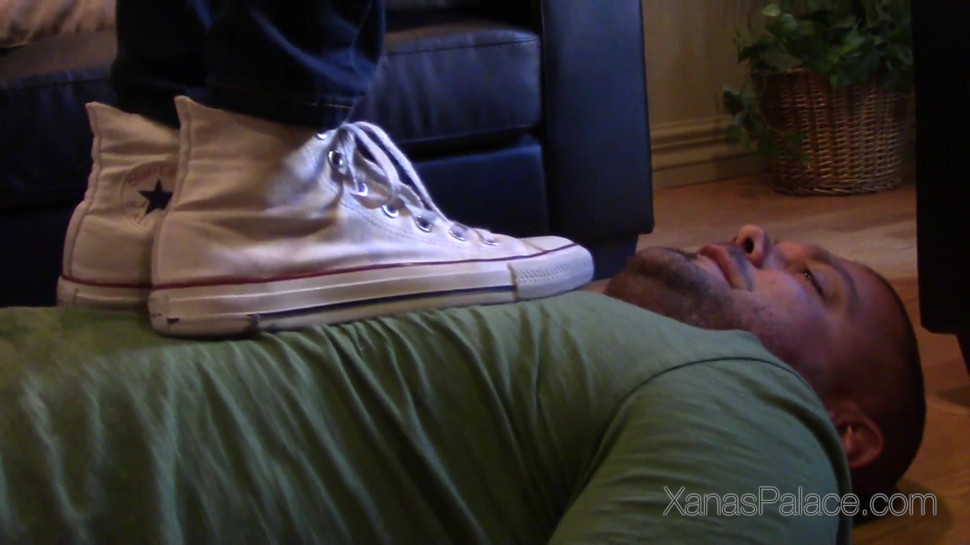 Xanas Foot Fantasies - The House Foot Servant