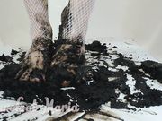 BareFoot Maria - Dirty and mud feet in white stockings