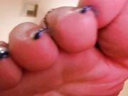 Friday night Fri-toes