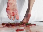 lolita feet - Food crush - Strawberry