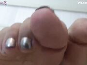 Anais Jolie silver nails