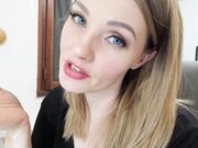 Miss Honey Barefeet - Homewecker's Lollipop Tease