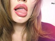 Miss Honey Barefeet - Ambient Tongue Tease