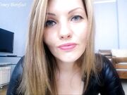 Miss Honey Barefeet - Praise The God Honey