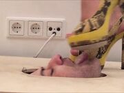 Goddess Gabriella - Facetrampling In High Heels