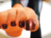 Miss Venom shows her sexy soles and long nails