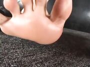 Japanese Goddess-Sweaty Soles Tease