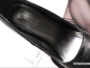 Izzy-nylon stockings feet sniff