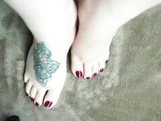 DaytonaHale - BBW Feet - Foot Fetish - Toe Fetish