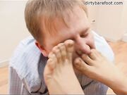 DirtyBareFoot -  Anna Gold