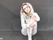 MISTRESS UZI - SWEATY FEET AFTER GYM