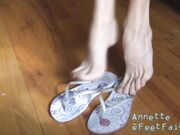 ANNETTE - FEET FAIR