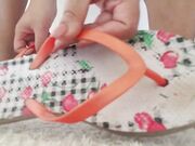 FOOTLICIOUS - DIRTY FEET & FLIP FLOPS