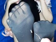 hot cum on small teen soles in pantyhose