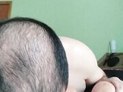 Lambendo os pés da minha amiga