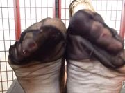 Bratty Foot Girls - Candleboxxx's New Office Foot Bitch