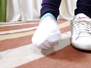 Tata Feet - Sneakers are a little dirty