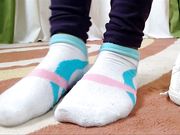 Tata Feet - Sneakers are a little dirty