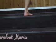 BareFoot Maria - Barefoot in a country house and on the street