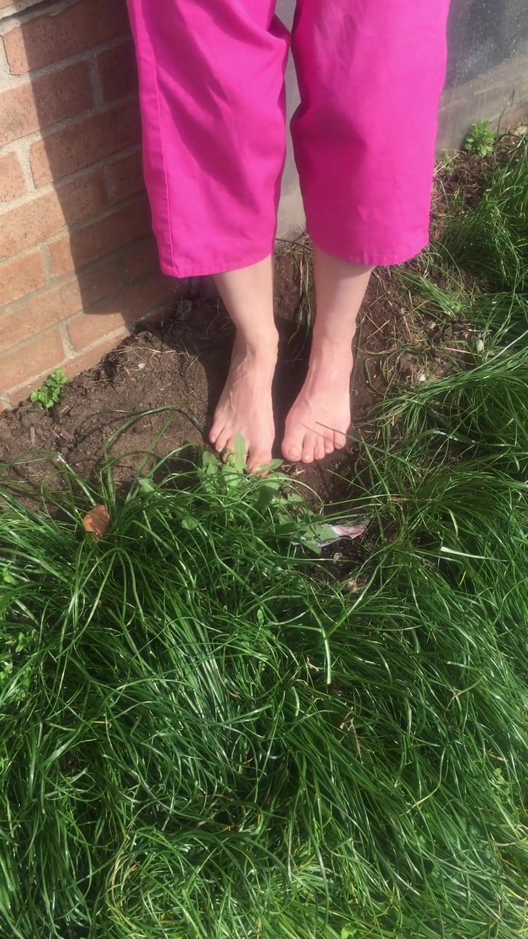 Elizabeth Townsends Dirty Feet