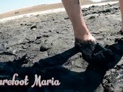 BareFoot Maria - Barefoot in the mud of the salt lake