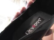 Lady Victoria Valente - Smell my cheesy nylon feet