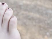 Smelly Natural Feet - Gena - Toe socks and tender feet