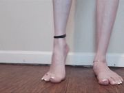 Obey Princess Di - Foot Twisting