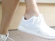 Her sexy sweaty Nike Roshe shoeplay