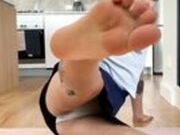 Evie Jones - My Stinky Sweaty Feet