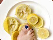 Lemon stomping squeeze