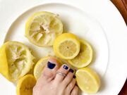 Lemon stomping squeeze