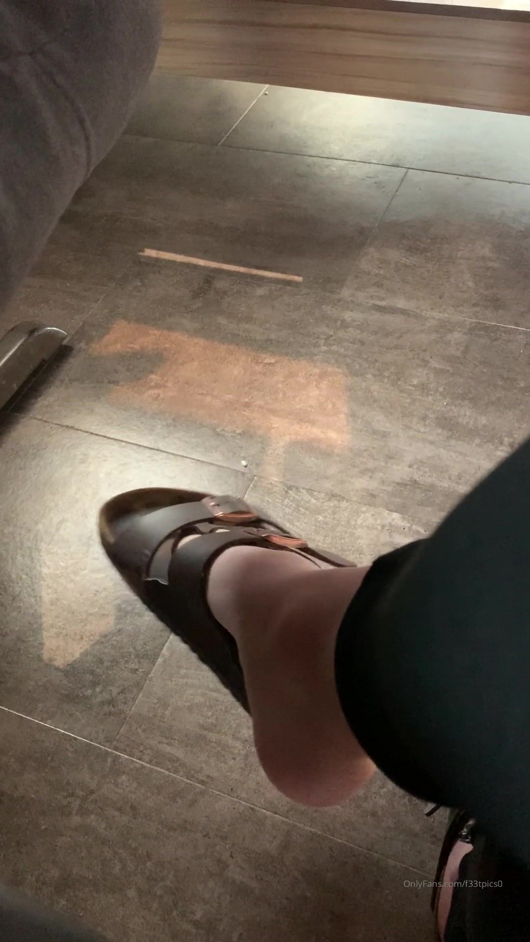 Freckled Feet -  quick shoe dangle from brunch yesterday1324