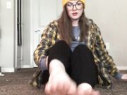 Freckled Feet - Felt a little flirty....enjoy a 3 minute JOI