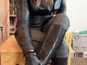 Freckled Feet - For those of you who love leather and humili