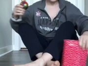 Freckled Feet - I did a fun Christmas collab with some other