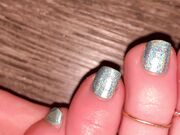 Freckled Feet - bsessed with this nail polish color1932