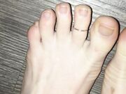 Freckled Feet - e wiggles before work3763