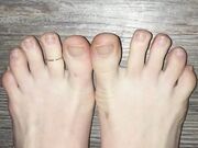 Freckled Feet - e wiggles before work3763