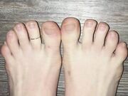 Freckled Feet - e wiggles before work3763