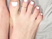 Freckled Feet - ew pedi  )1625