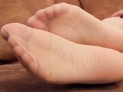 Noemis World-Sofia Nylon Feet Tease